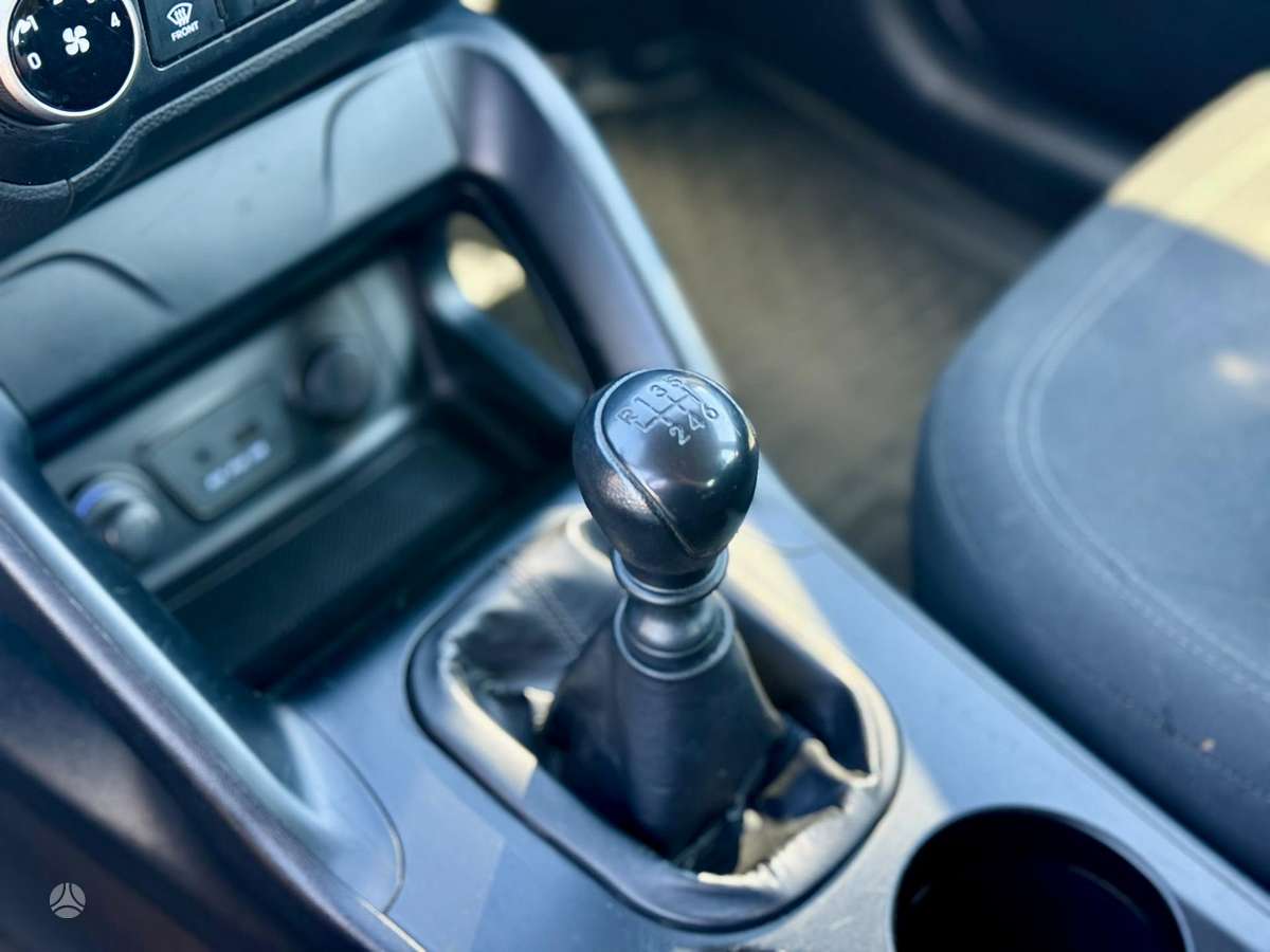 Hyundai ix35 2011 — photo 14