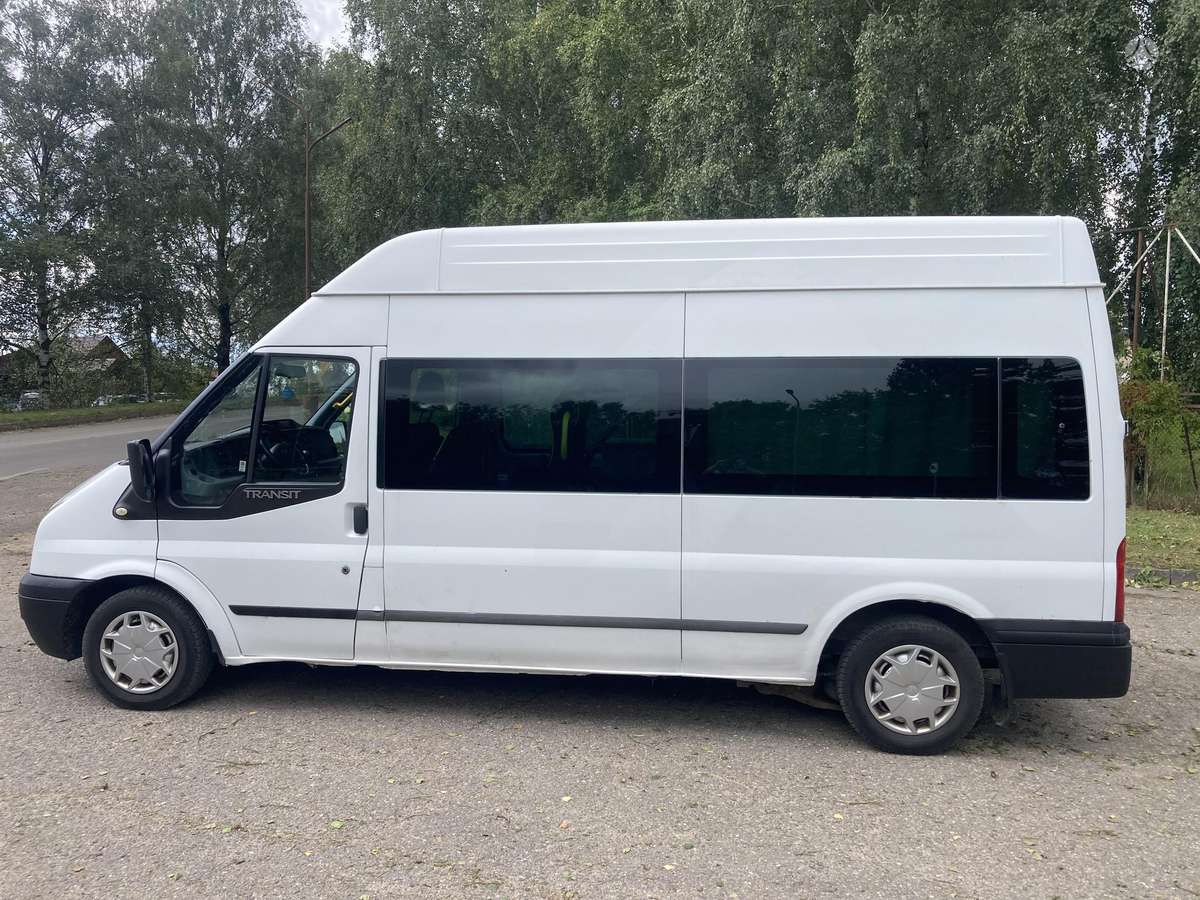 Ford Transit 2012 — interior