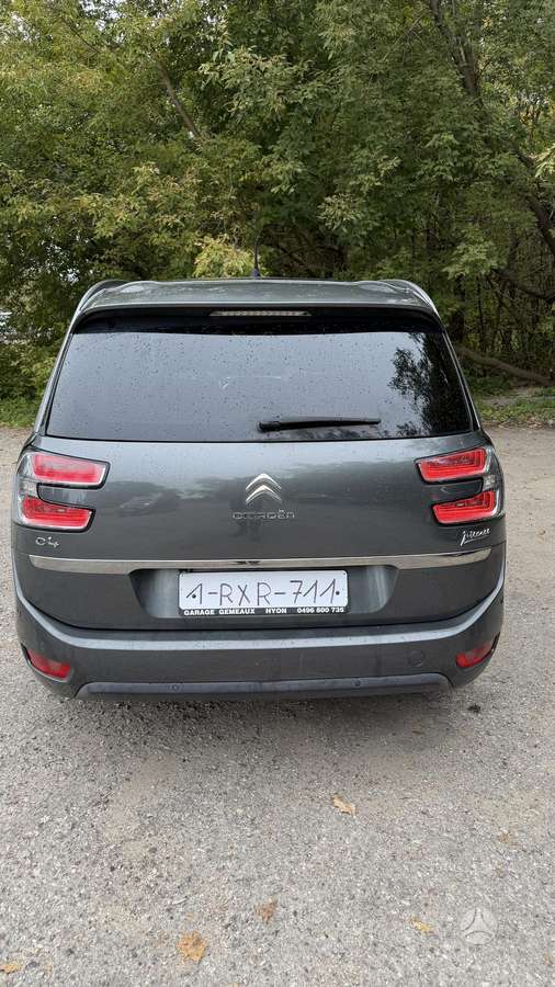 Citroen Grand 2014 — салон