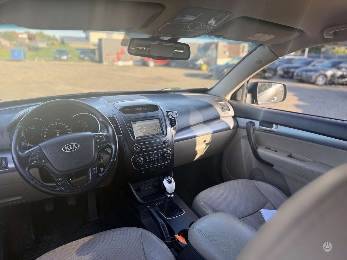 Kia Sorento 2014 — photo 17