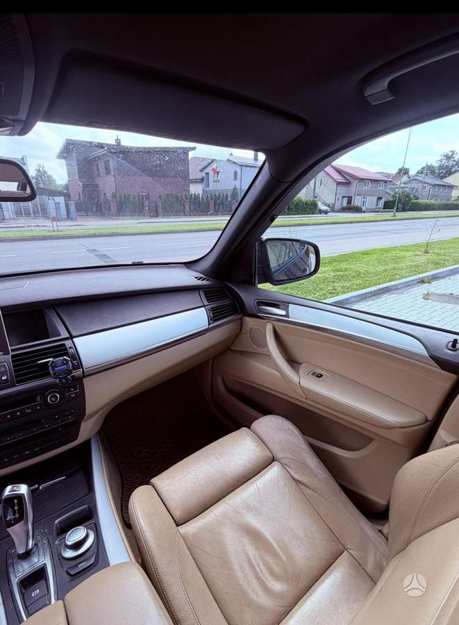 BMW X5 2007 — photo 10