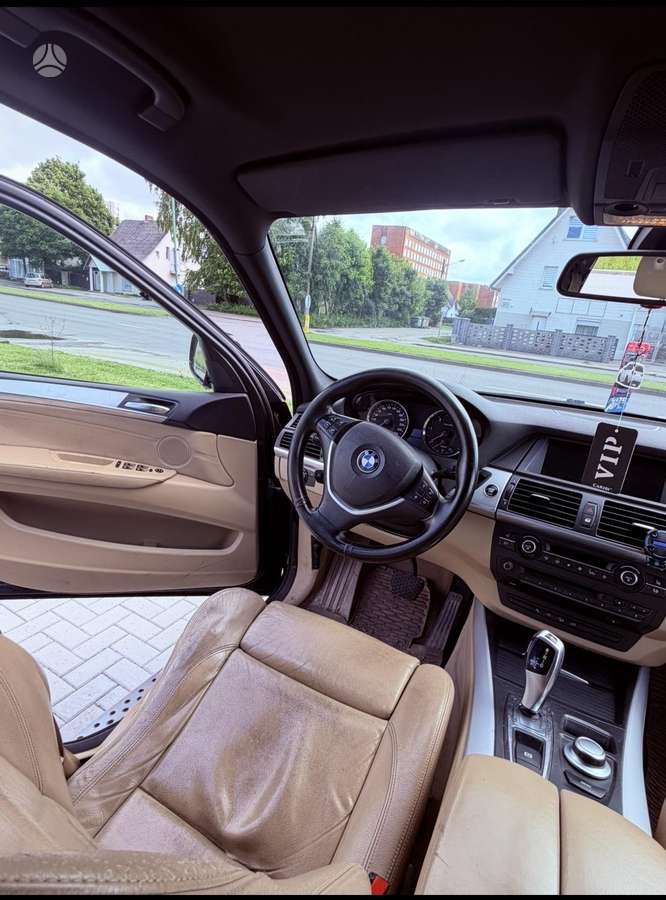 BMW X5 2007 — photo 11