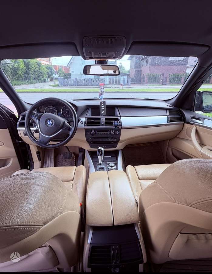 BMW X5 2007 — photo 9