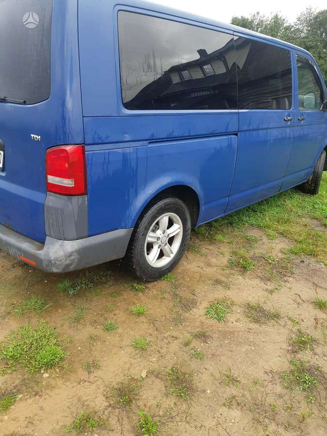 Volkswagen Transporter 2007 — interior
