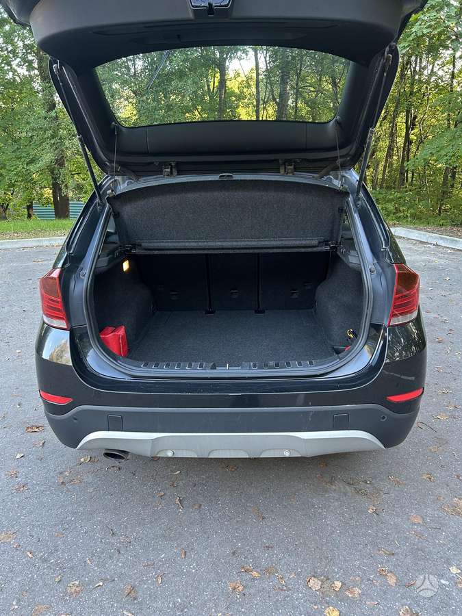 BMW X1 2012 — photo 7