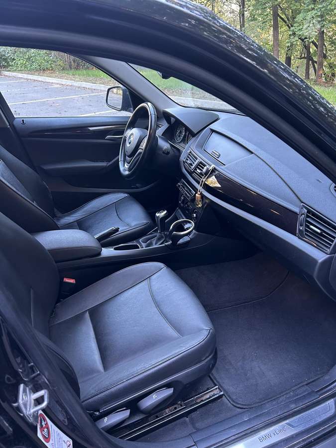 BMW X1 2012 — photo 9