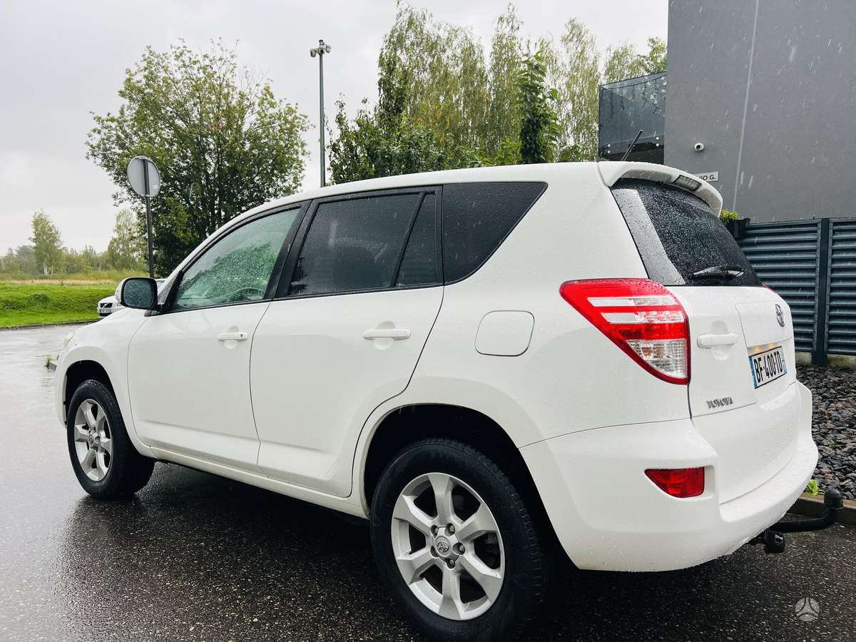 Toyota RAV4 2012 — photo 6