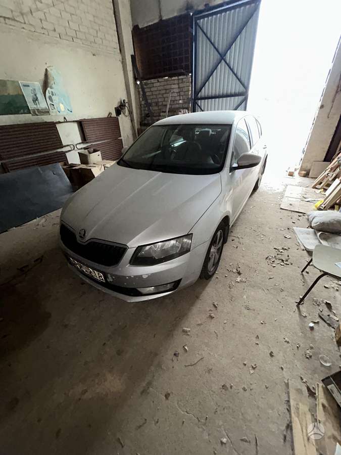 Skoda Octavia 2013 — салон