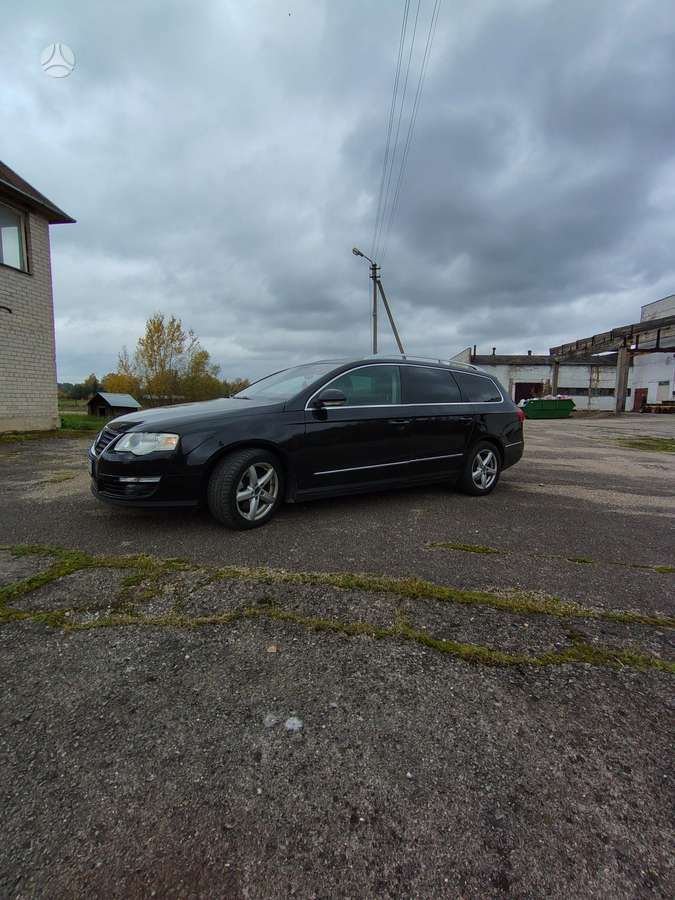 Volkswagen Passat 2007 — rear view