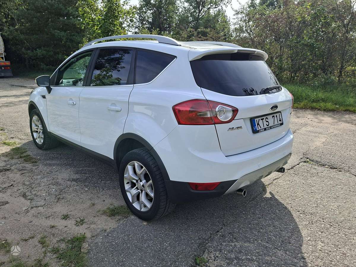 Ford Kuga 2010 — photo 8