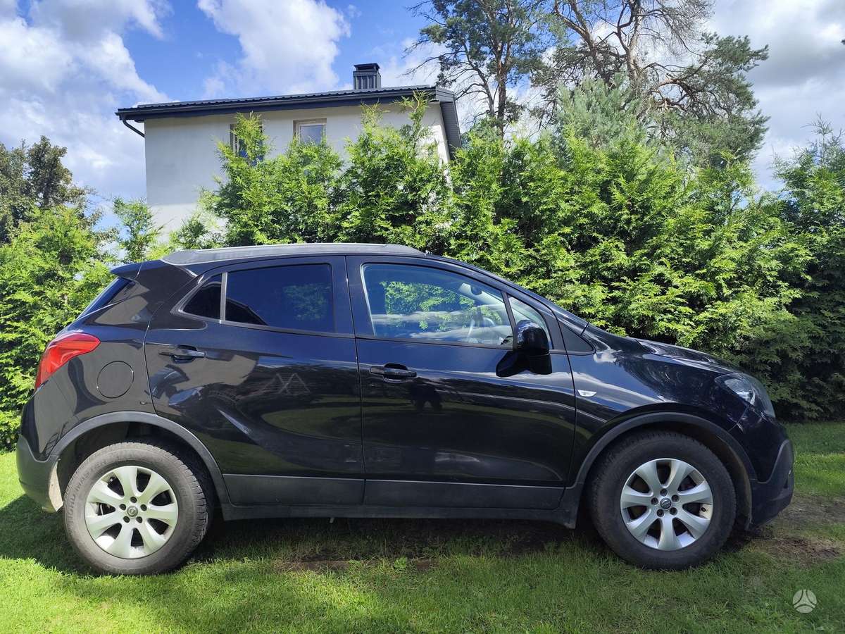 Opel Mokka 2015 — interior