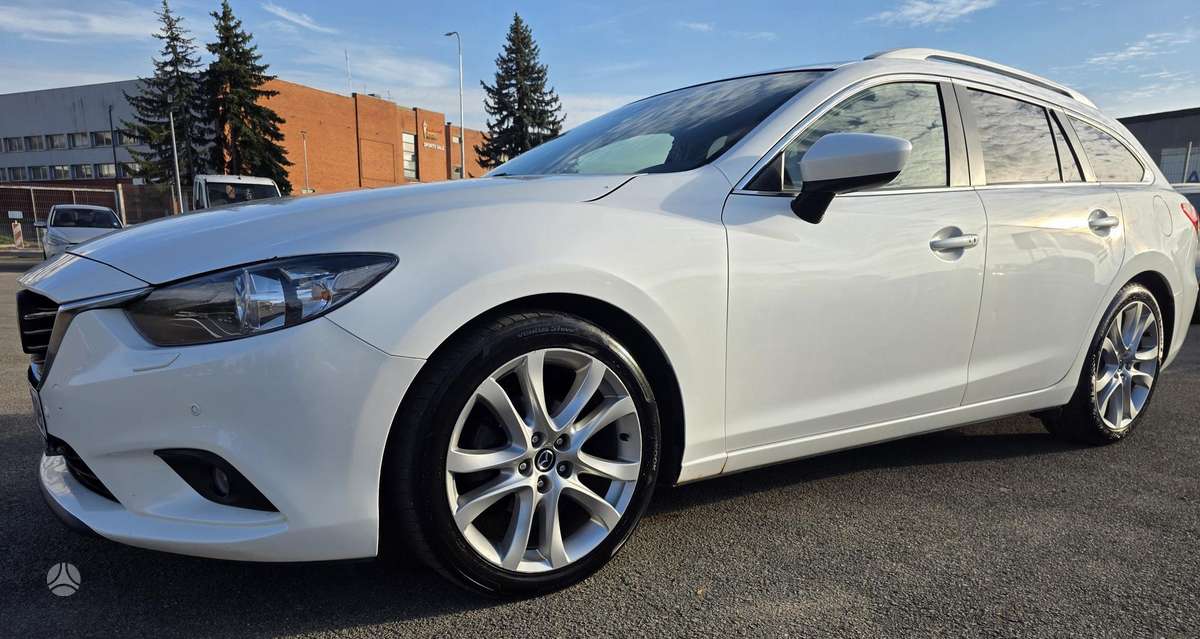 Mazda 6 2013 — вигляд ззаду