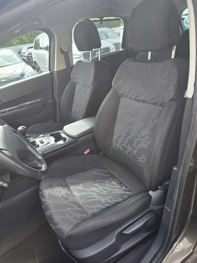 Peugeot 3008 2010 — photo 13