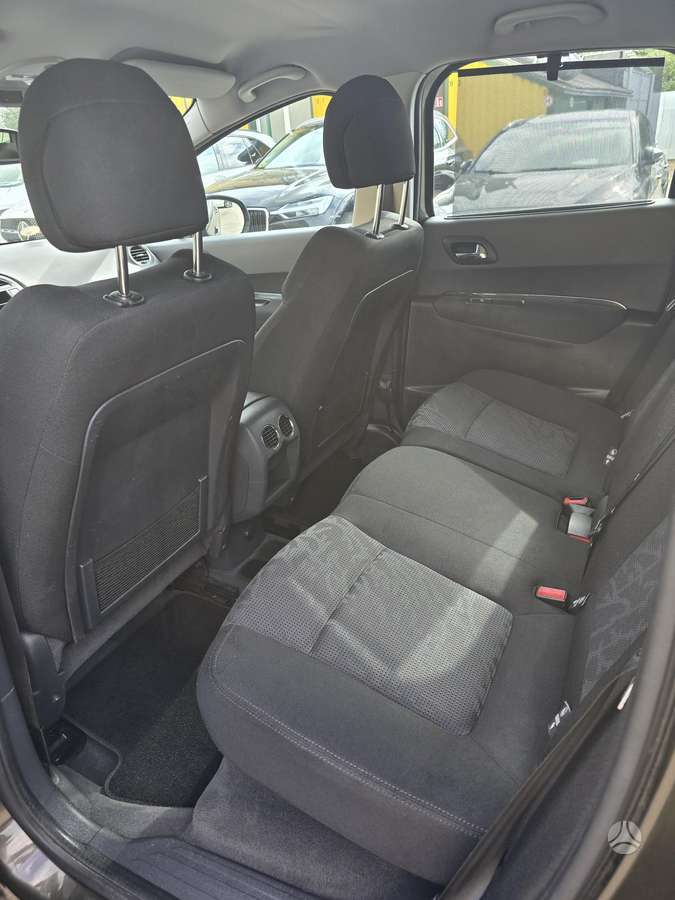 Peugeot 3008 2010 — photo 17