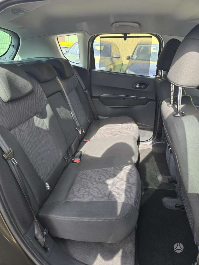 Peugeot 3008 2010 — photo 20