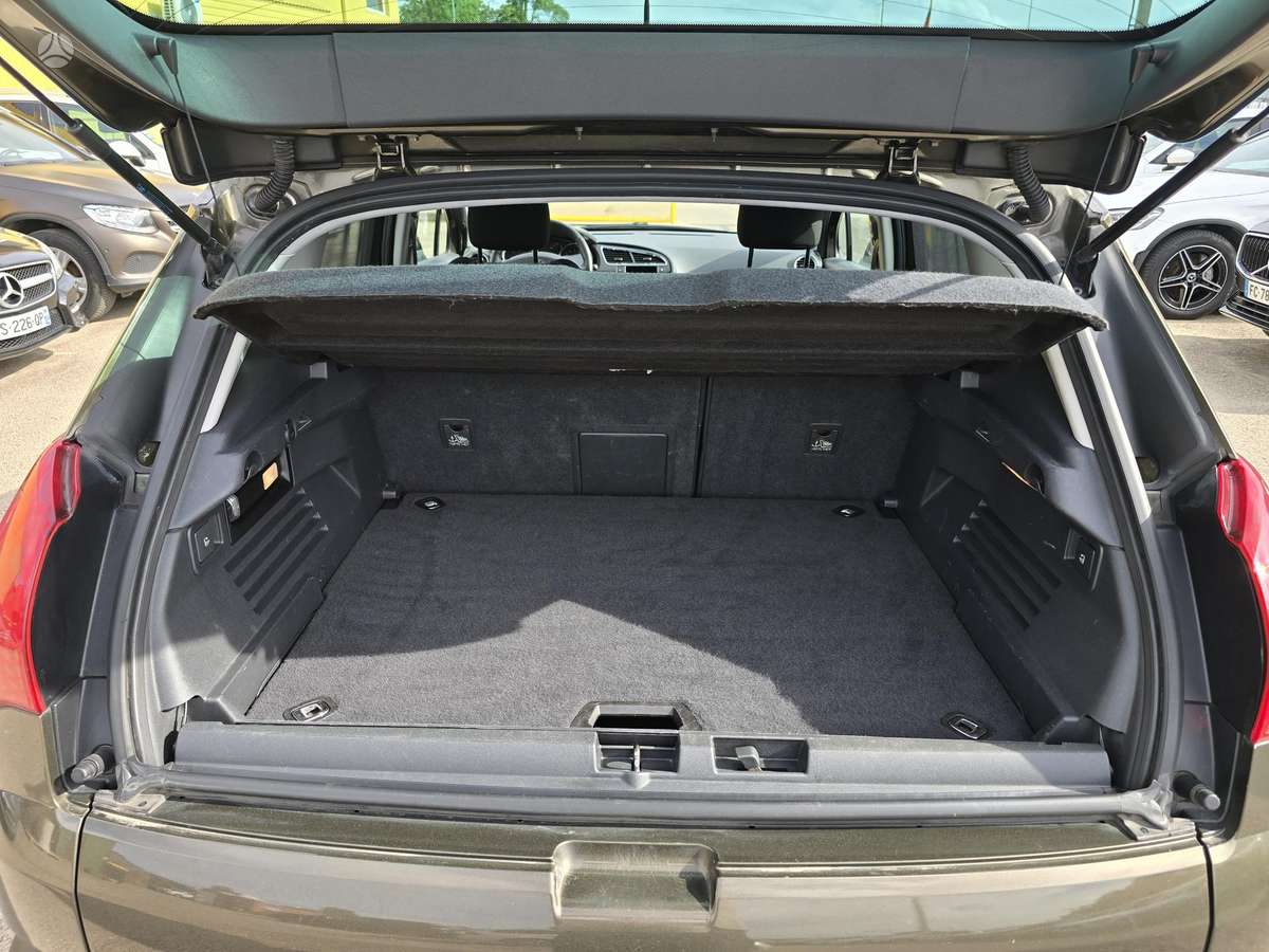 Peugeot 3008 2010 — photo 22