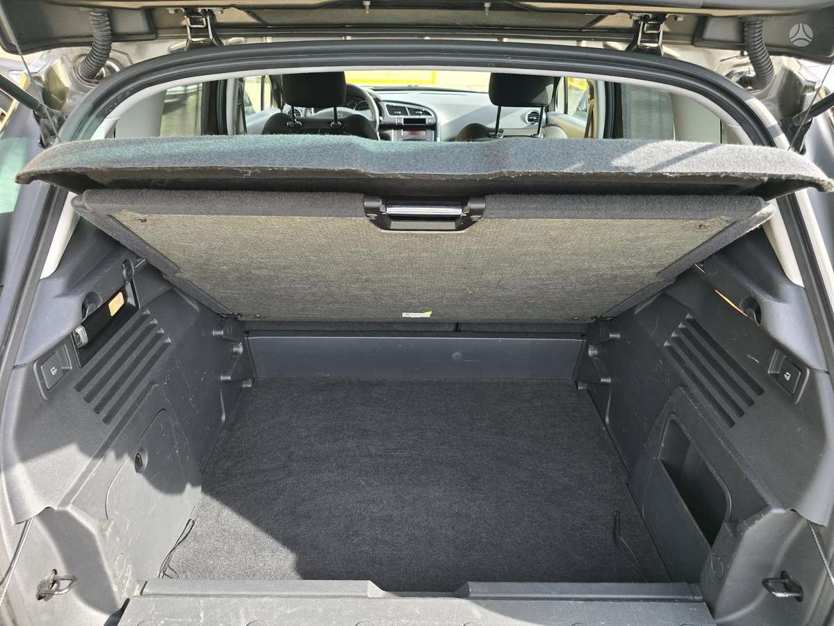 Peugeot 3008 2010 — photo 24