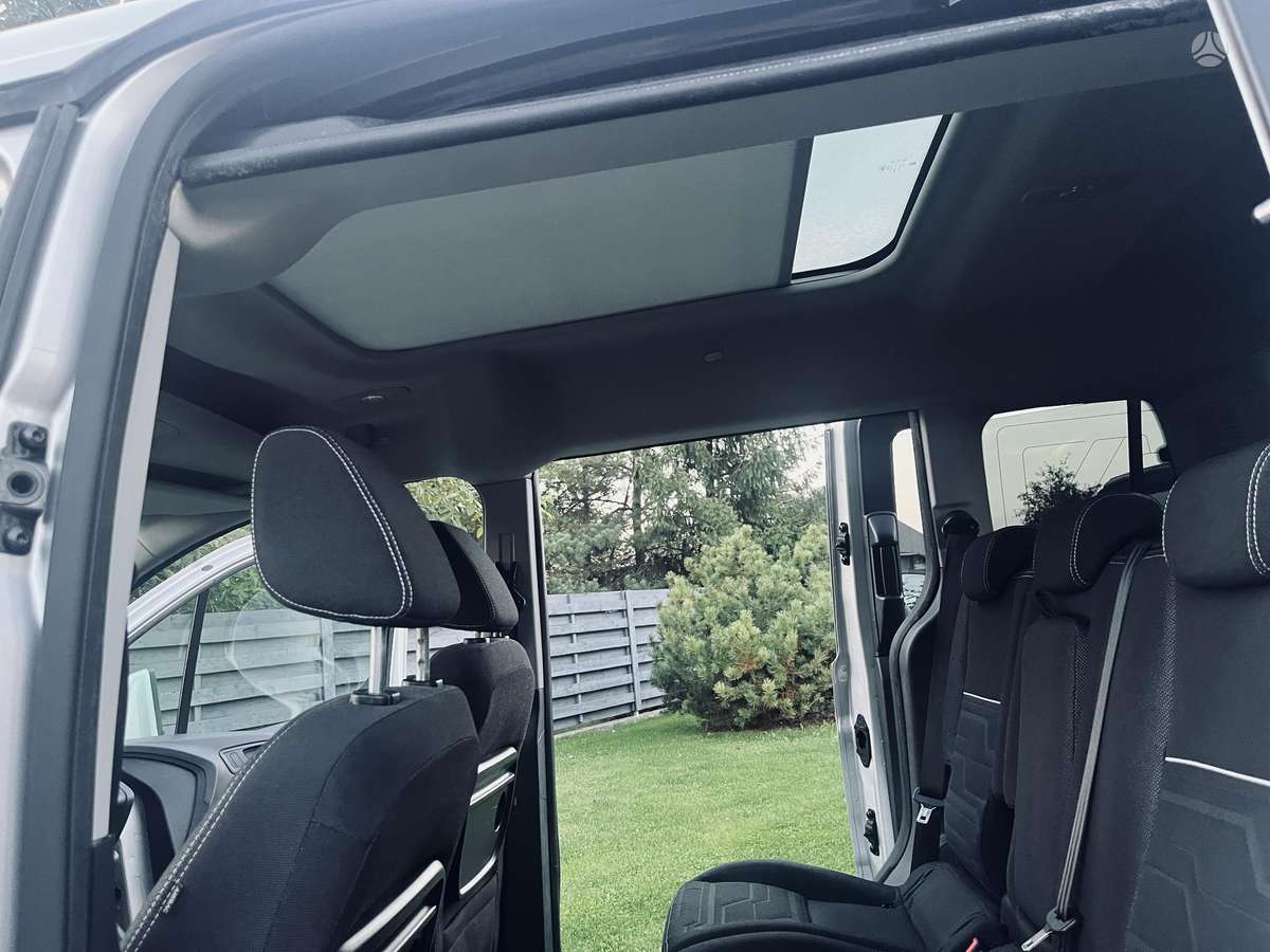 Ford Tourneo 2014 — photo 11