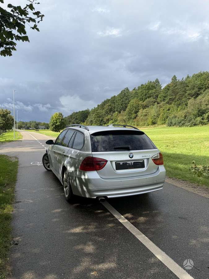 BMW 320 2005 — photo 6