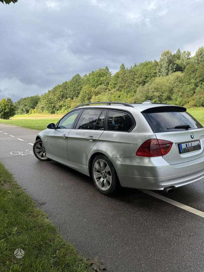 BMW 320 2005 — photo 7