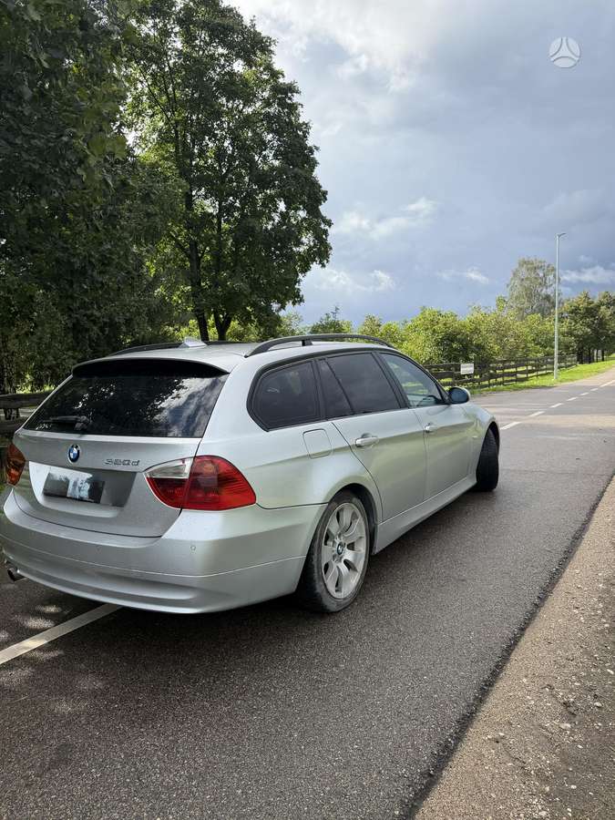 BMW 320 2005 — photo 8