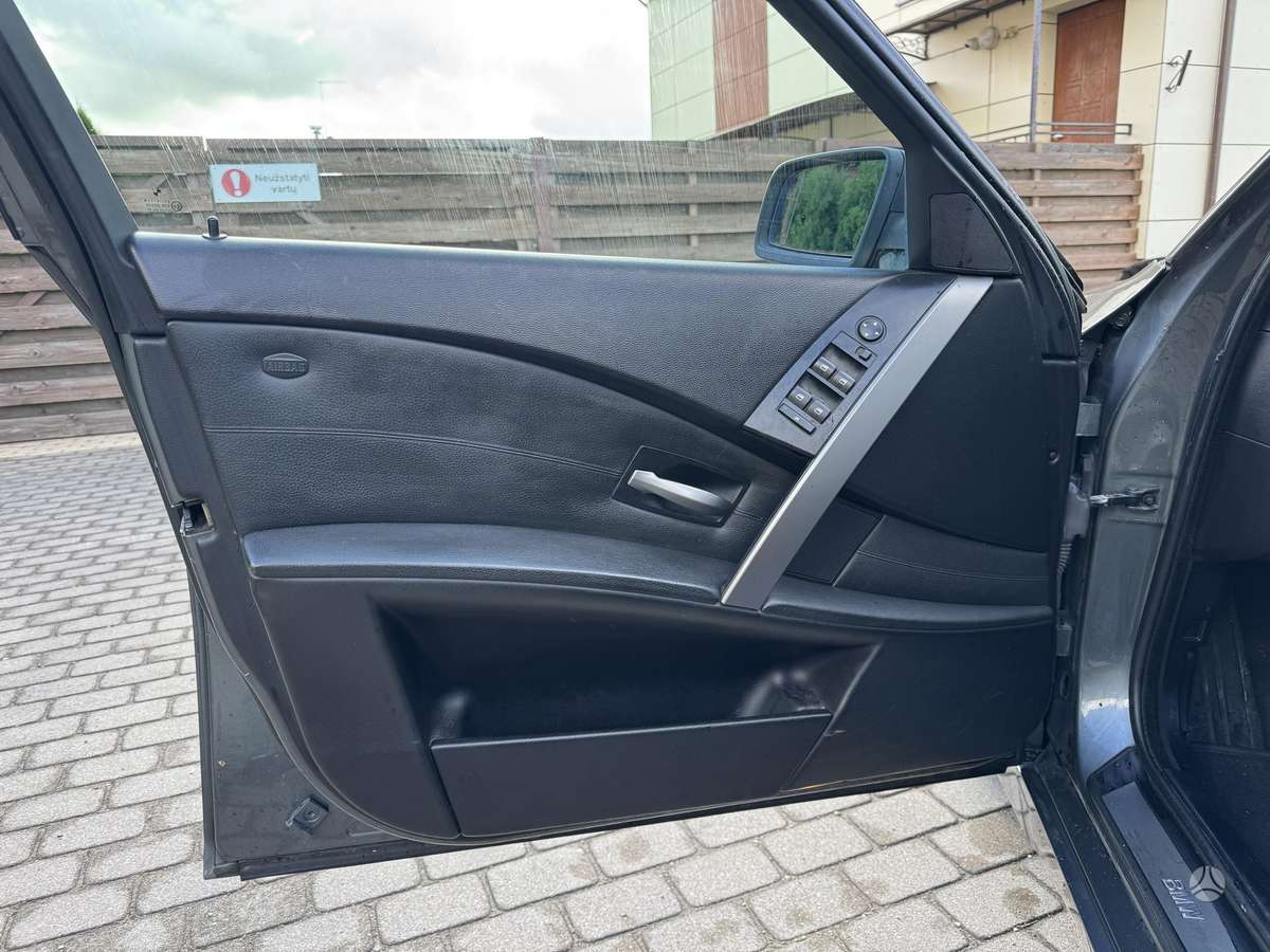BMW 525 2006 — photo 14
