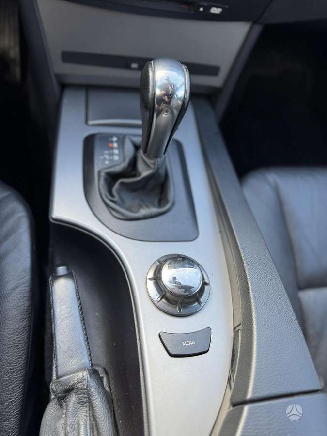 BMW 525 2006 — photo 24