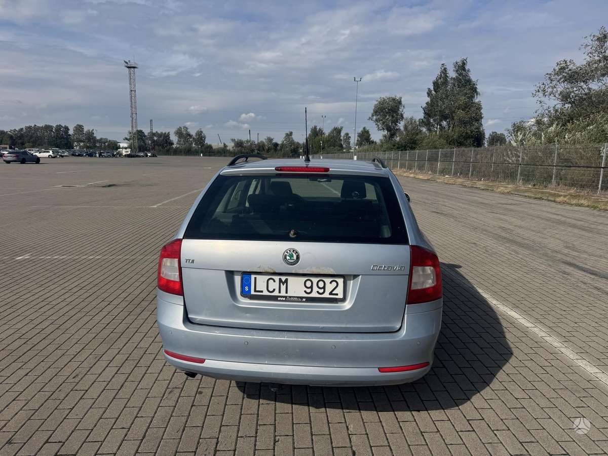 Skoda Octavia 2011 — photo 5