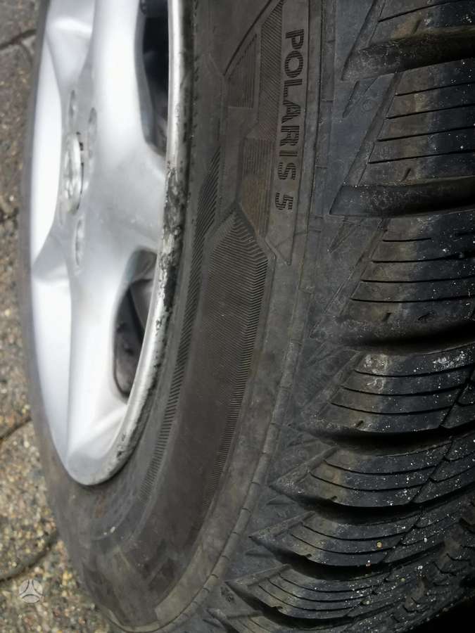 Toyota Yaris 2004 — photo 18