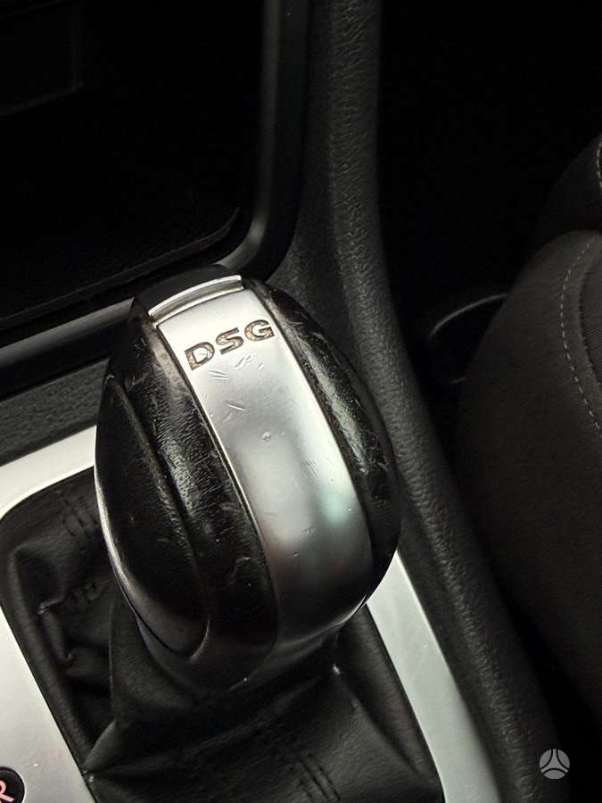 Volkswagen Sharan 2011 — photo 21