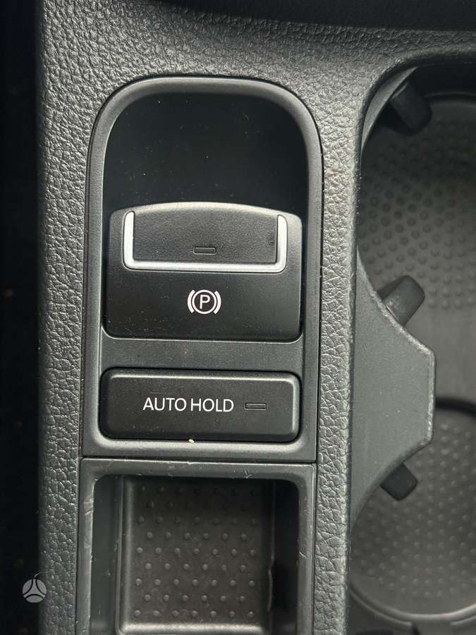 Volkswagen Sharan 2011 — photo 23