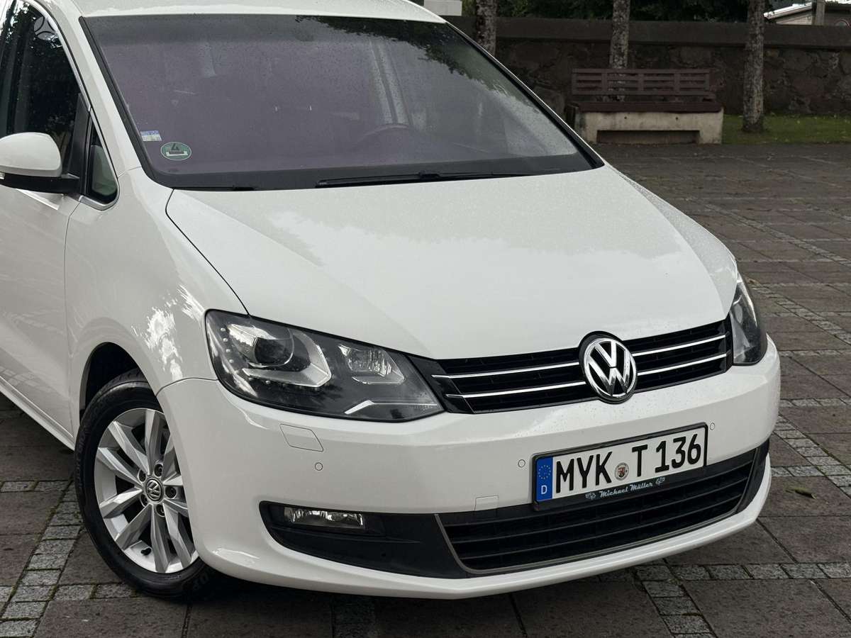 Volkswagen Sharan 2011 — engine 2000 cm³, 140 HP (103kW)