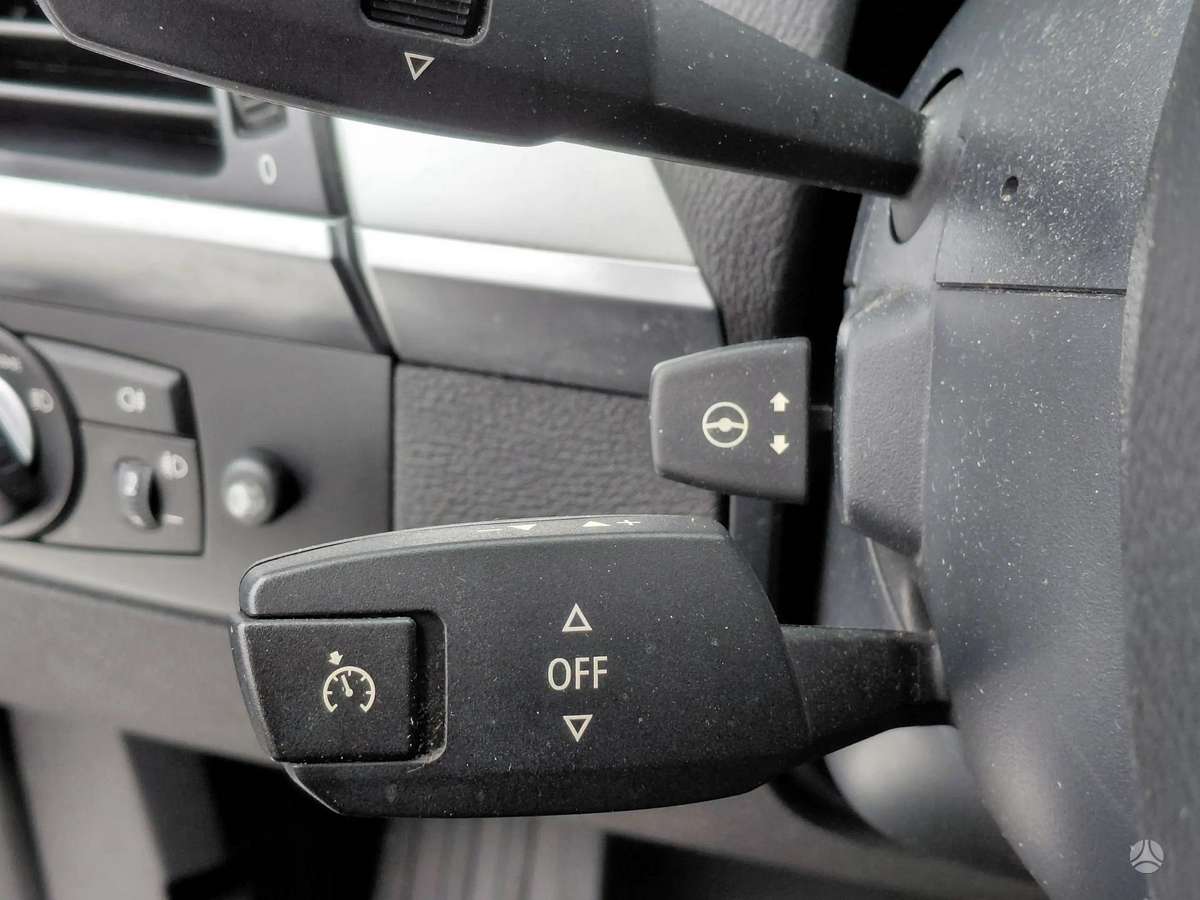BMW X5 2010 — фото 18