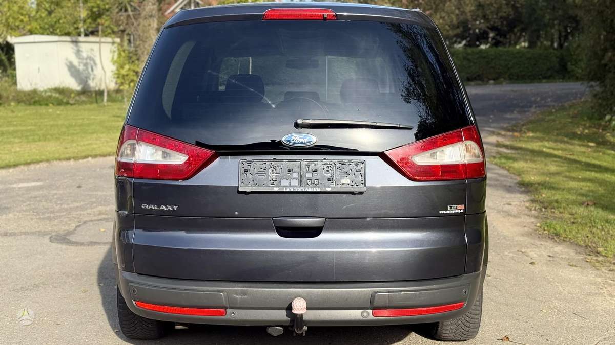 Ford Galaxy 2010 — engine 1997 cm³, 140 HP (103kW)