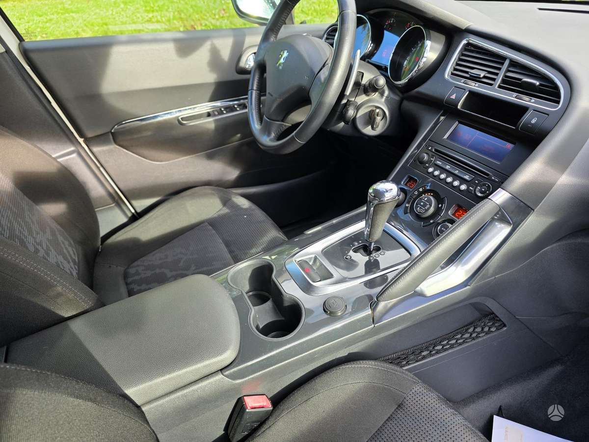 Peugeot 3008 2010 — photo 10