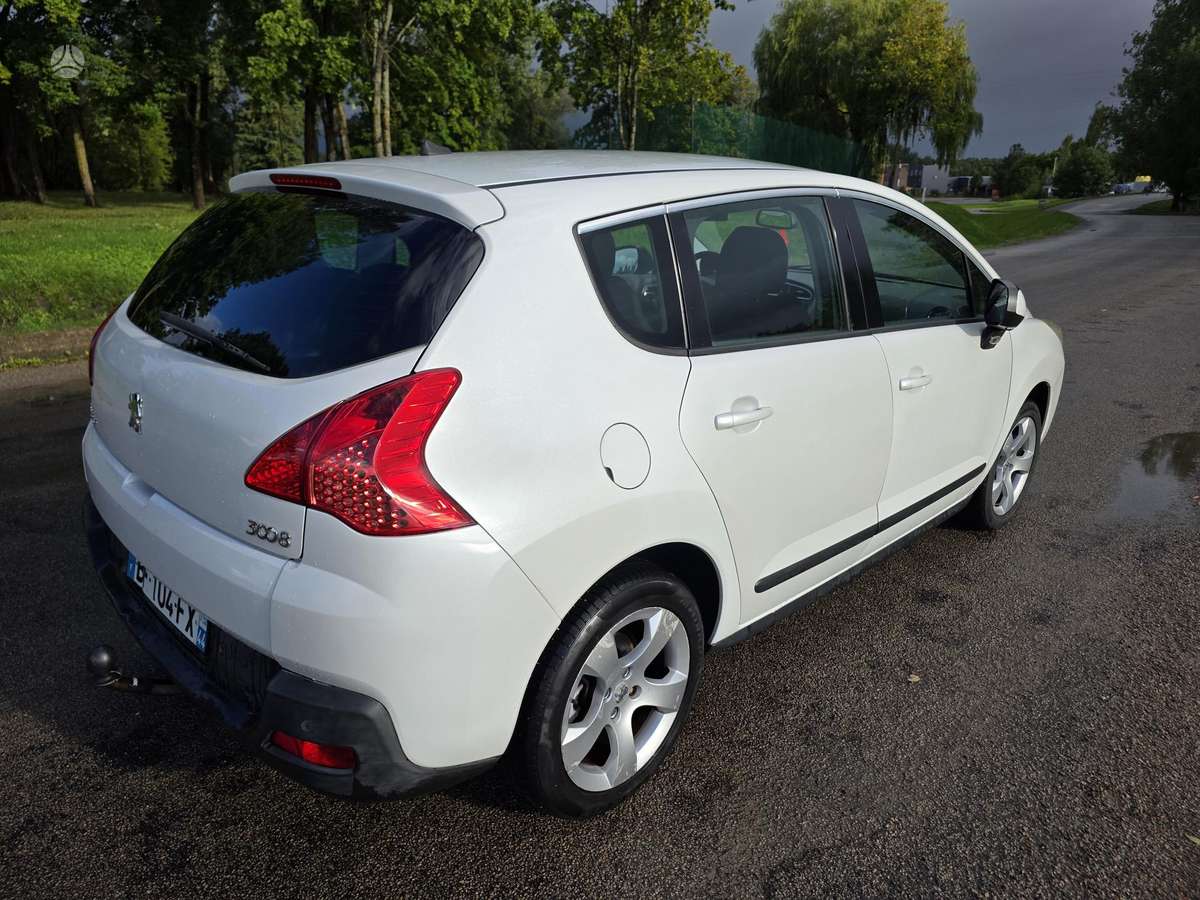 Peugeot 3008 2010 — photo 6