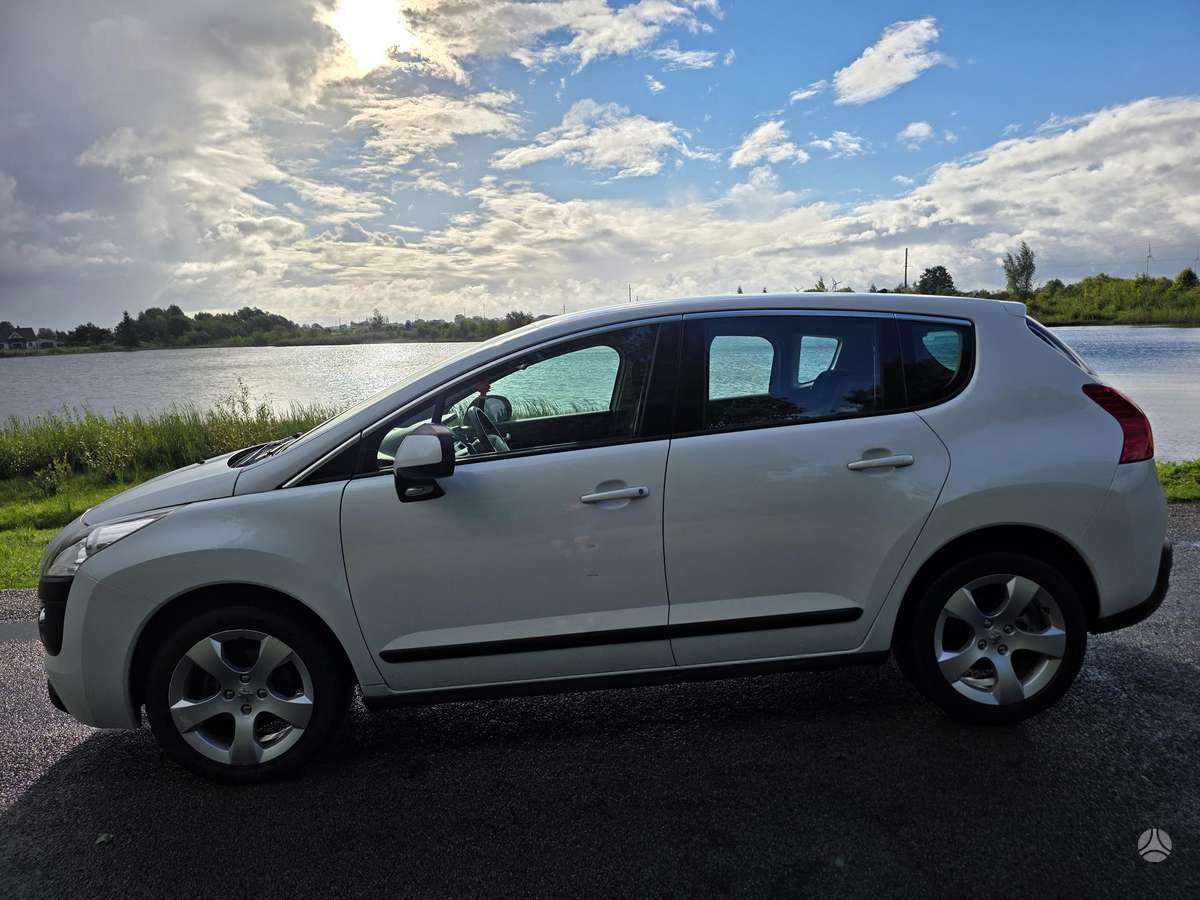 Peugeot 3008 2010 — photo 9