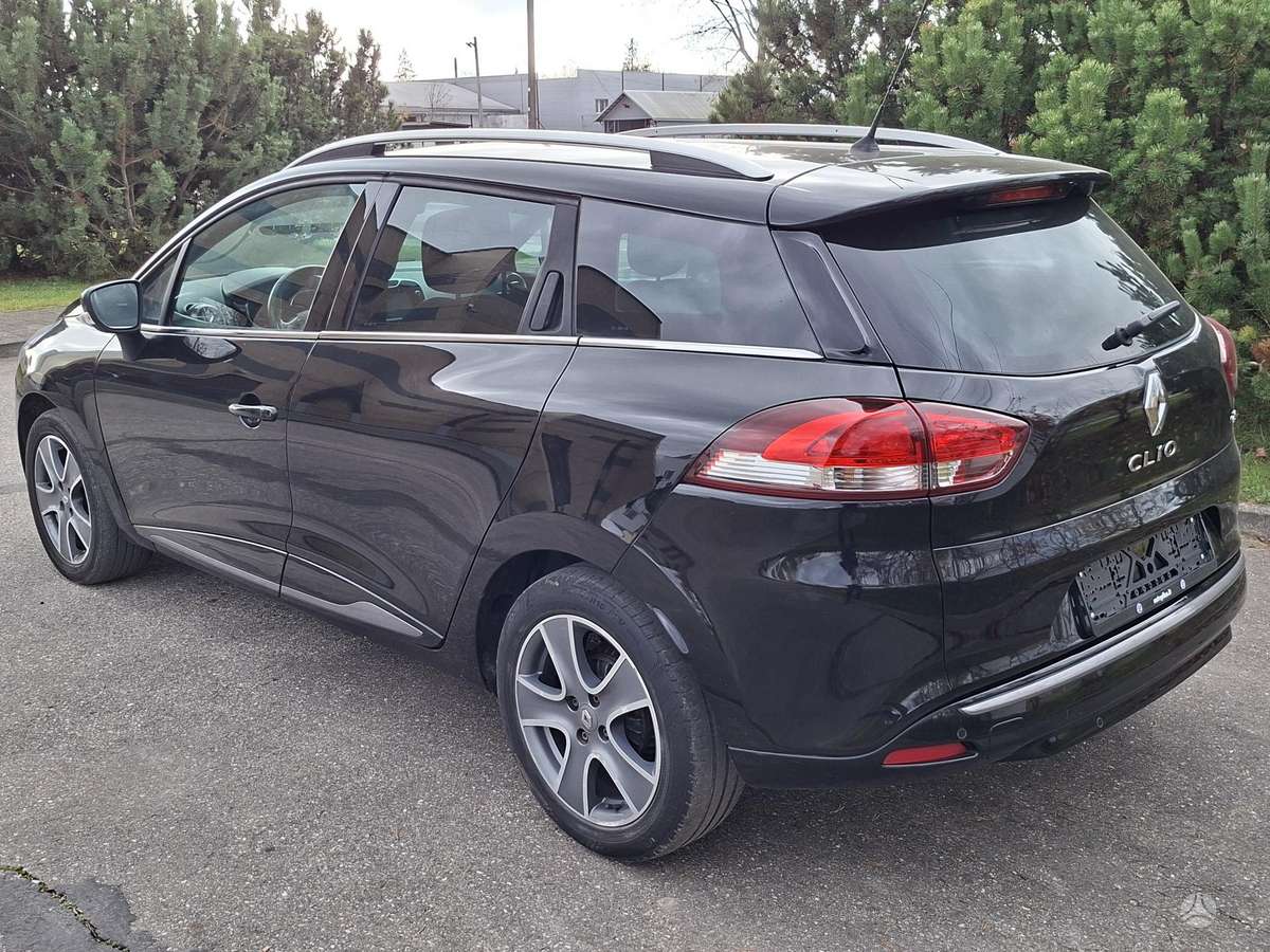 Renault Clio 2015 — двигун 1500 cm³, 90 HP (66kW)