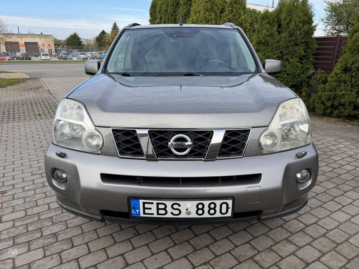 Nissan X-Trail 2008 — interior