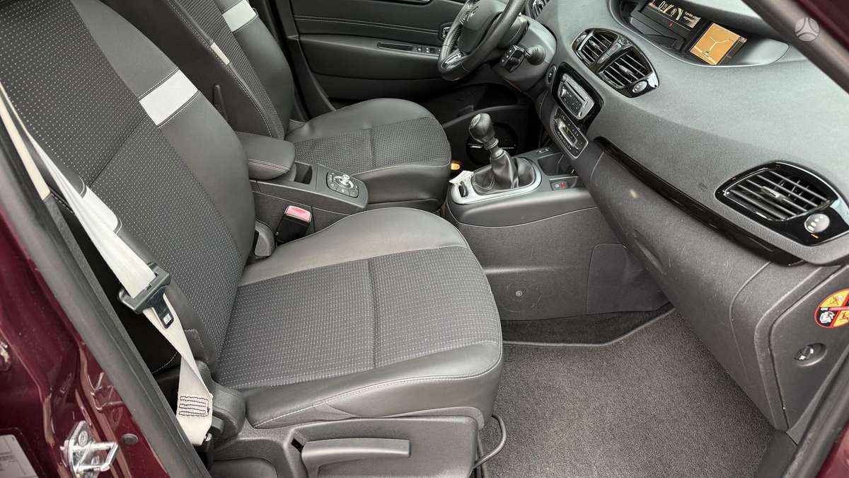 Renault Grand 2014 — photo 15