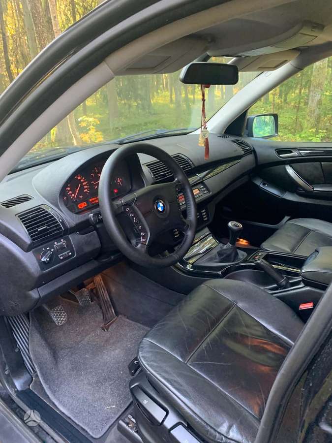 BMW X5 2004 — photo 7
