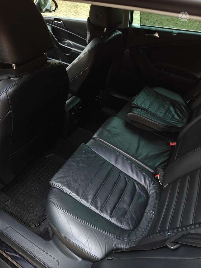 Volkswagen Passat 2009 — photo 27