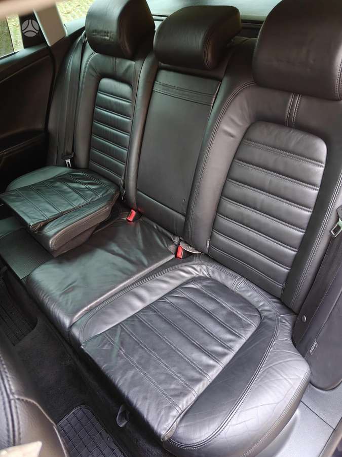 Volkswagen Passat 2009 — photo 28