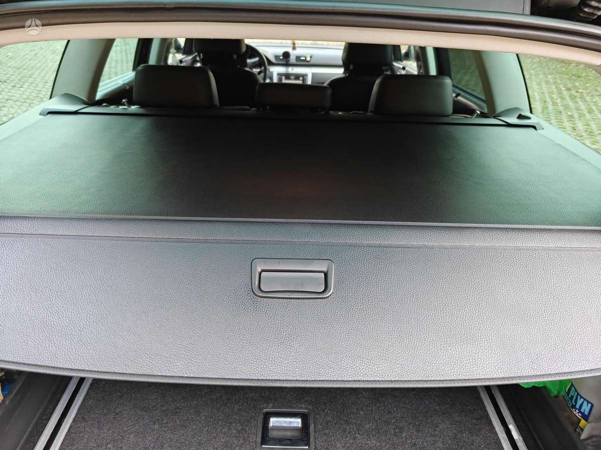 Volkswagen Passat 2009 — photo 30