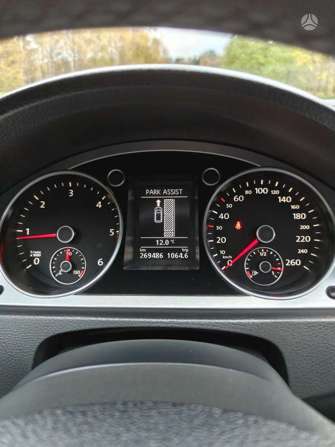 Volkswagen Passat 2009 — photo 37