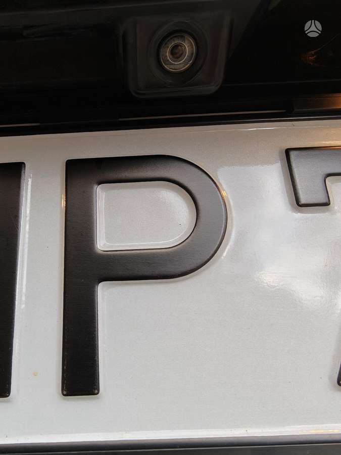 Volkswagen Passat 2009 — photo 39