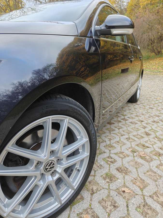 Volkswagen Passat 2009 — photo 7