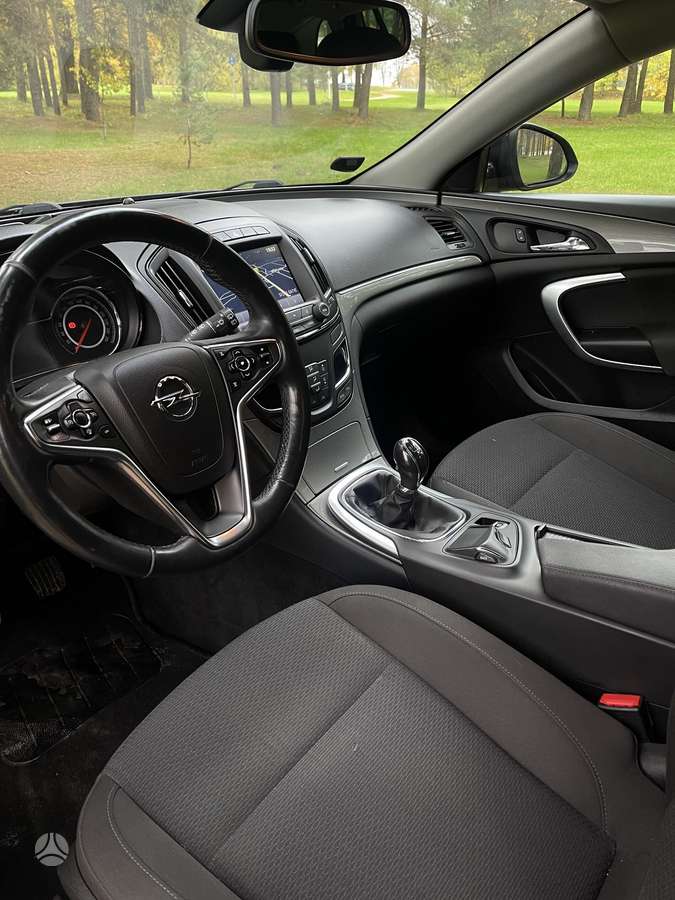Opel Insignia 2014 — photo 10