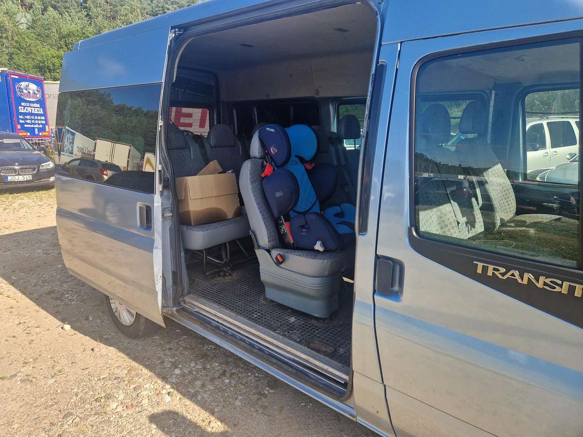Ford Transit 2008 — двигун 2200 cm³, 131 HP (96kW)