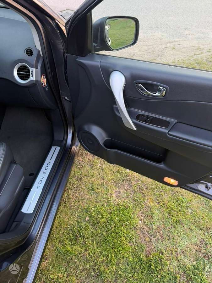 Renault Koleos 2010 — photo 10